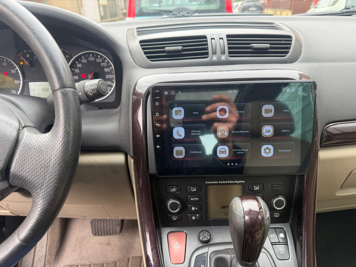 Autoradio fiat croma 9"- 2005-2012 - Android - bluetooth - Carplay - Android auto- 4GB RAM - 64Gb Rom RETROCMAERA in omaggio + canbas per recupero dei comandi al volante