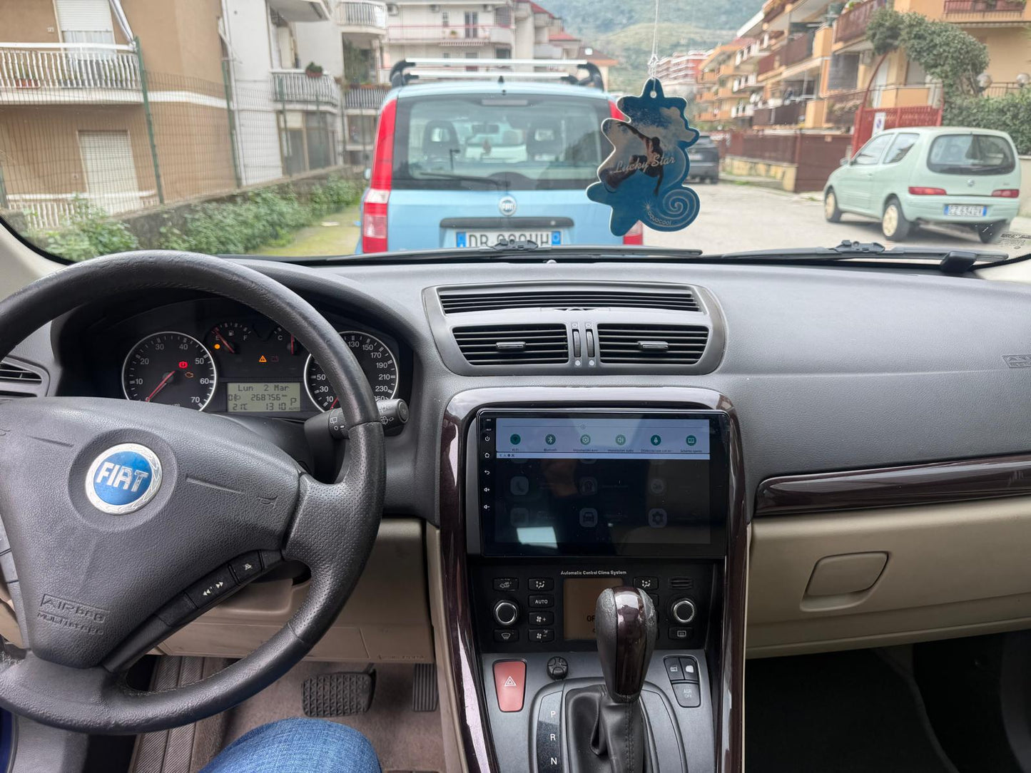 Autoradio fiat croma 9"- 2005-2012 - Android - bluetooth - Carplay - Android auto- 4GB RAM - 64Gb Rom RETROCMAERA in omaggio + canbas per recupero dei comandi al volante